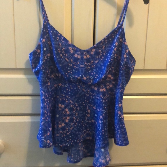 Floral tank top - Picture 1 of 5